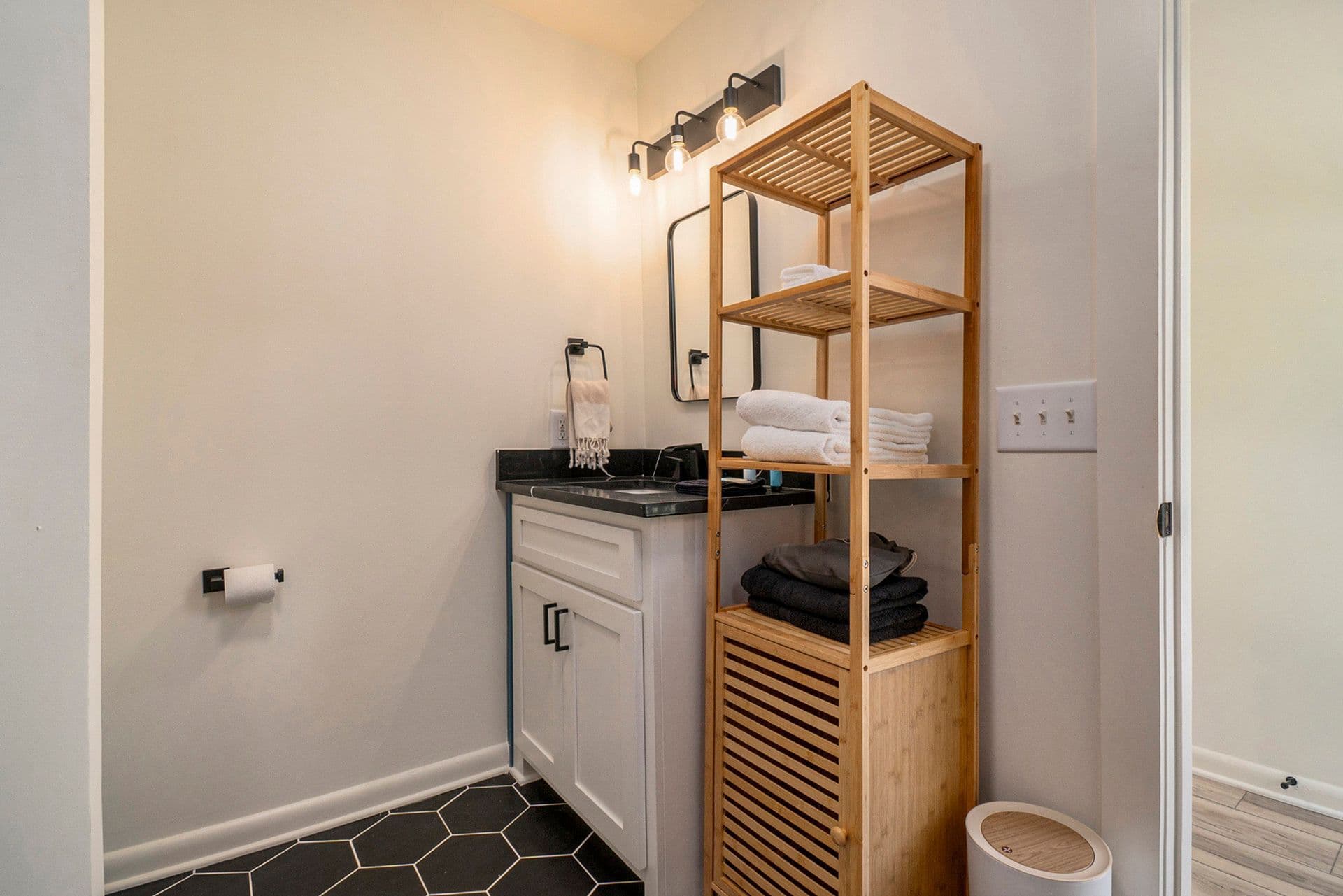 The White Cabin at Tranquille Resort on Lake Chatuge — photo 12